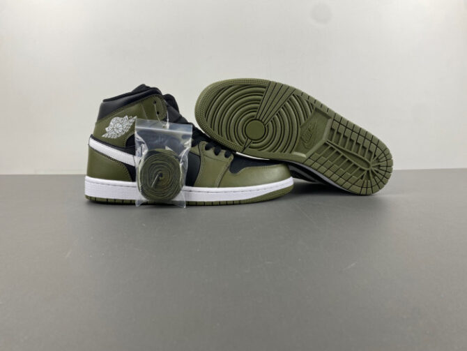 JORDAN 1 mid BQ8426-092 - Image 7