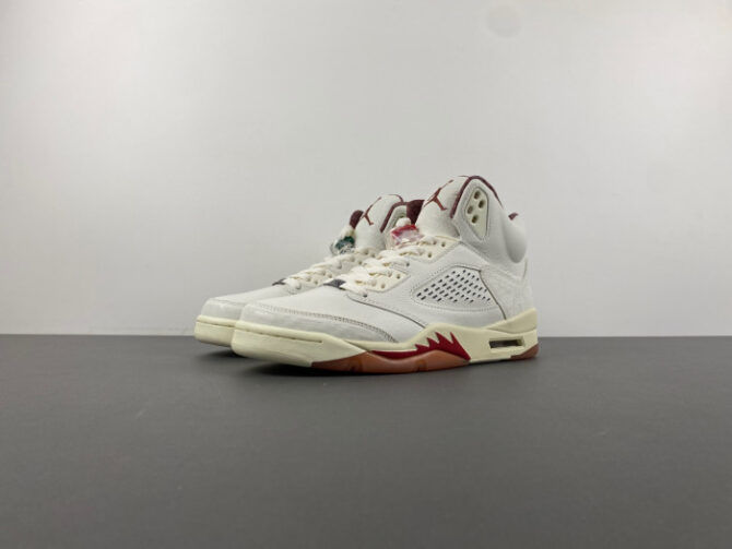 Air Jordan 5 "El Grito" Sail and Dark Pony HF8833-100