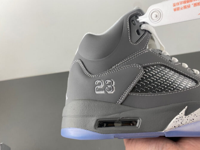 Jordan 5 Retro 'Wolf Grey' 136027-005 - Image 5