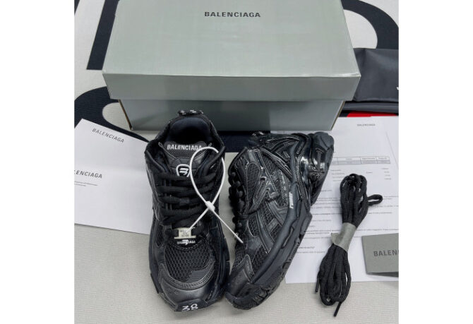 Balenciaga Runner