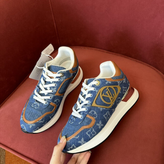LV Runner Tatic Sneaker - Image 7