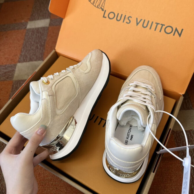 LV Runner Tatic Sneaker - Image 7