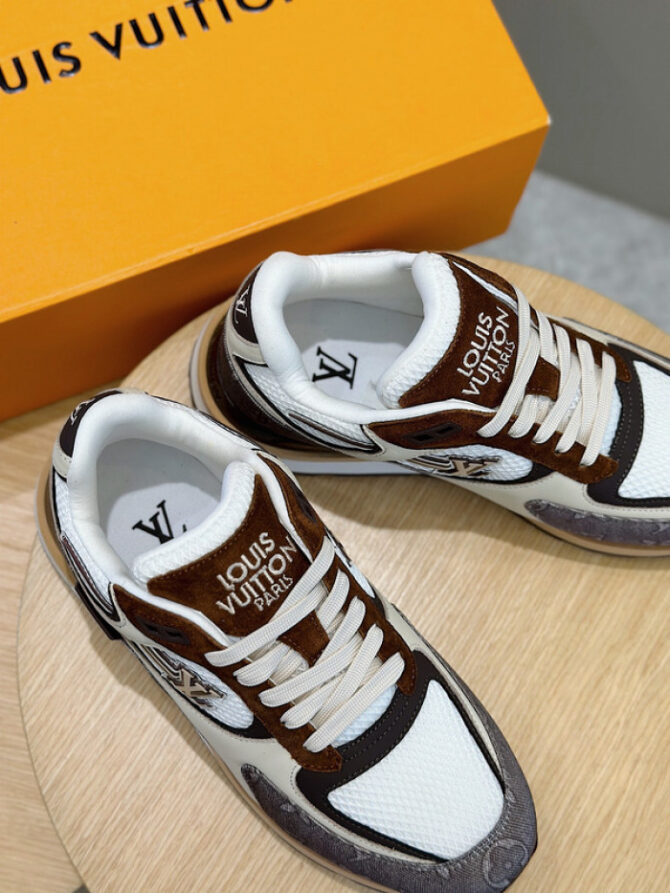 LV Runner Tatic Sneaker - Image 3