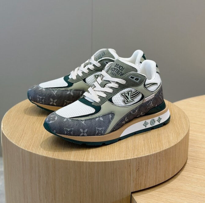 LV Runner Tatic Sneaker - Image 7