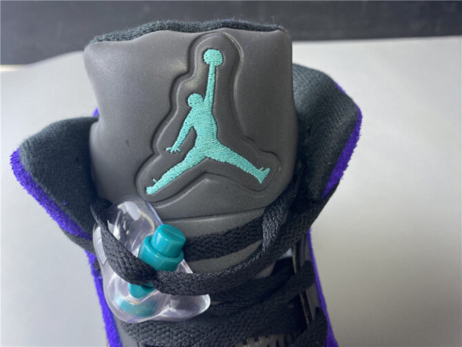 Air Jordan 5 Retro Alternate Grape 136027-500 - Image 5