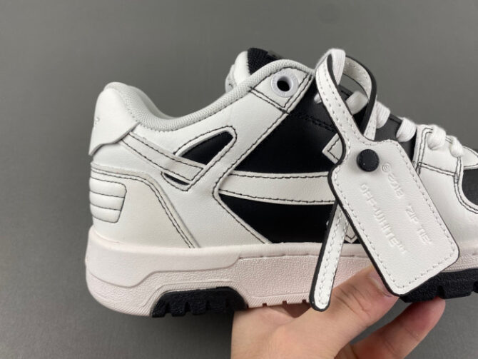 OFF-WHITE Out Of Office "OOO" Low Tops - Image 4