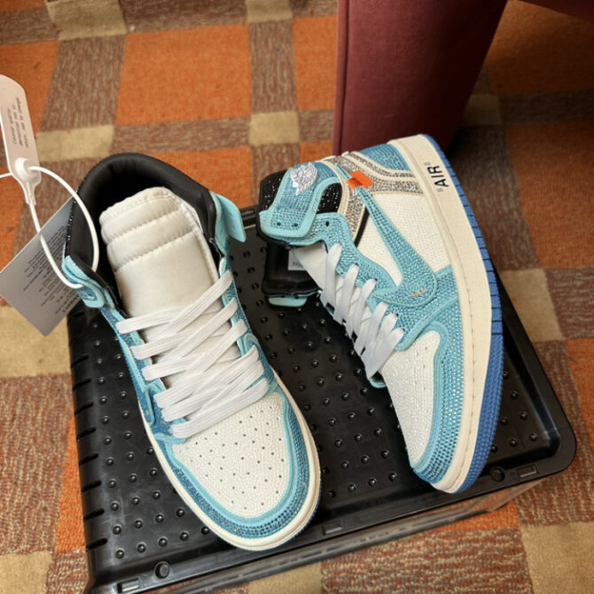 Jordan Diamond Designed Shoes - Image 3