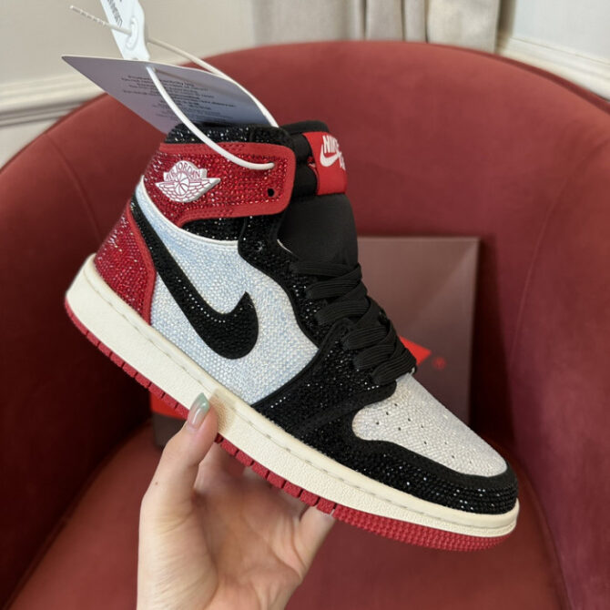 Jordan Diamond Designed Shoes - Image 4