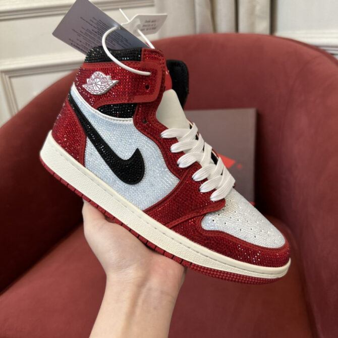 Jordan Diamond Designed Shoes - Image 5