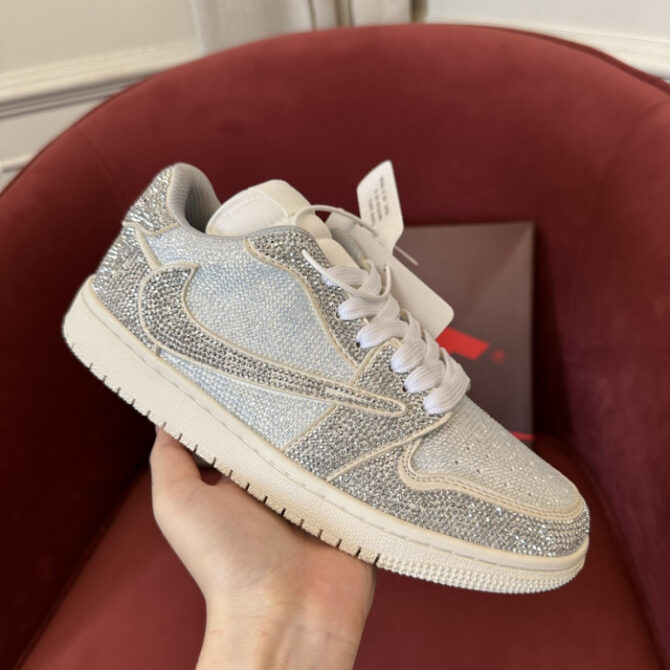Jordan Diamond Designed Shoes - Image 4