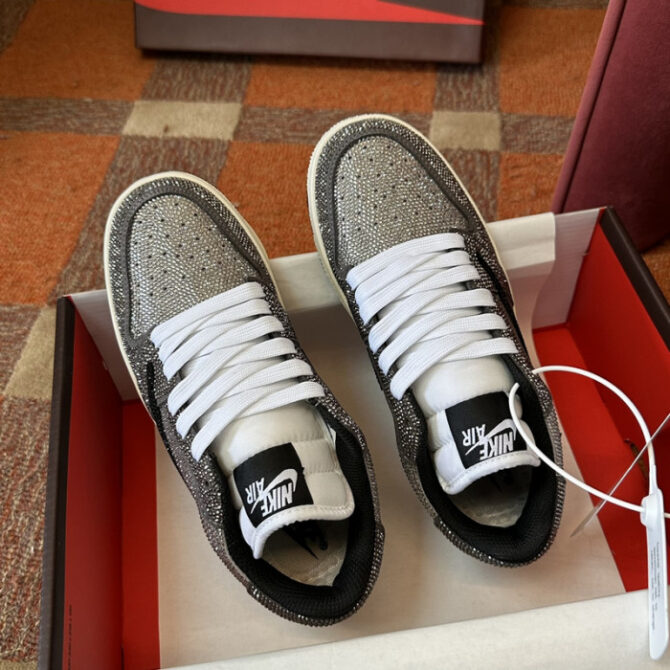Jordan Diamond Designed Shoes - Image 2