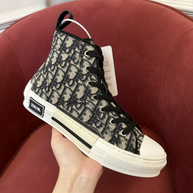 DIOR B23 Oblique Sneaker - Image 2