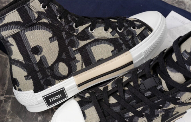 DIOR B23 Oblique Sneaker - Image 6