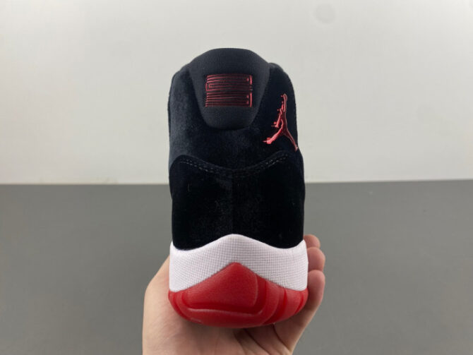 Jordan 11 Retro Bred Velvet DB5457-061 - Image 3