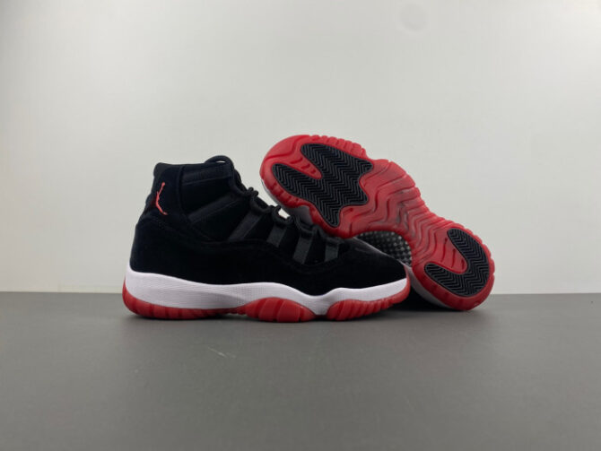 Jordan 11 Retro Bred Velvet DB5457-061 - Image 4