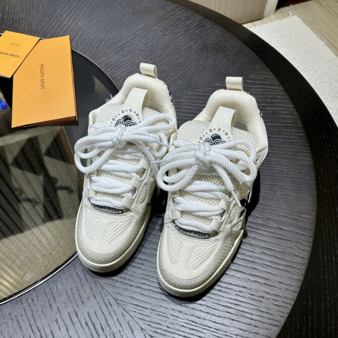 LV SNEAKER LOW