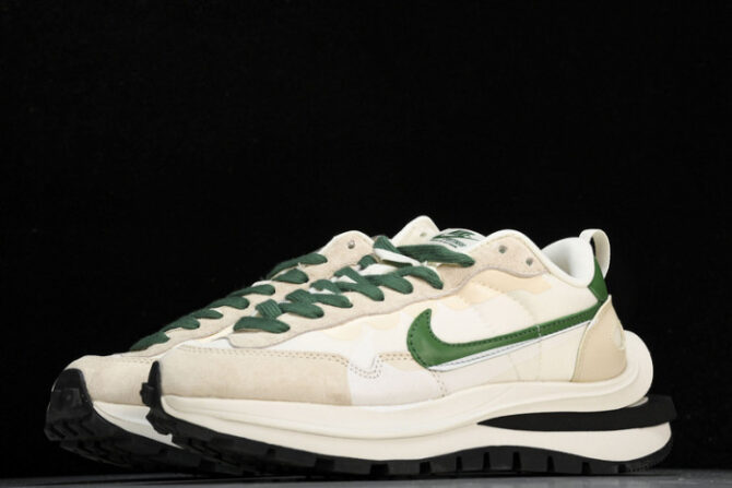 Nike Vaporwaffle sacai Green White DD1875-102 - Image 5