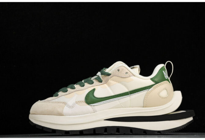 Nike Vaporwaffle sacai Green White DD1875-102 - Image 8