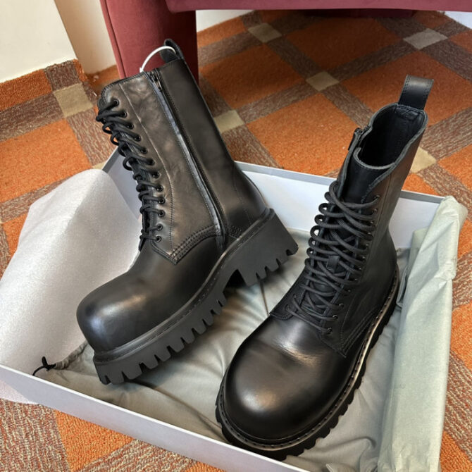 Balenciaga Boots - Image 4