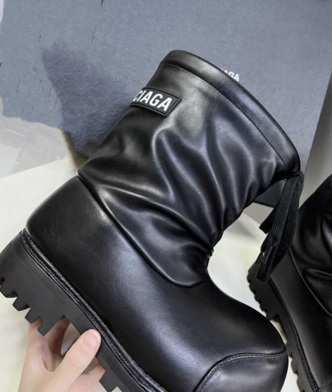 Balenciaga Boots (leather) - Image 6