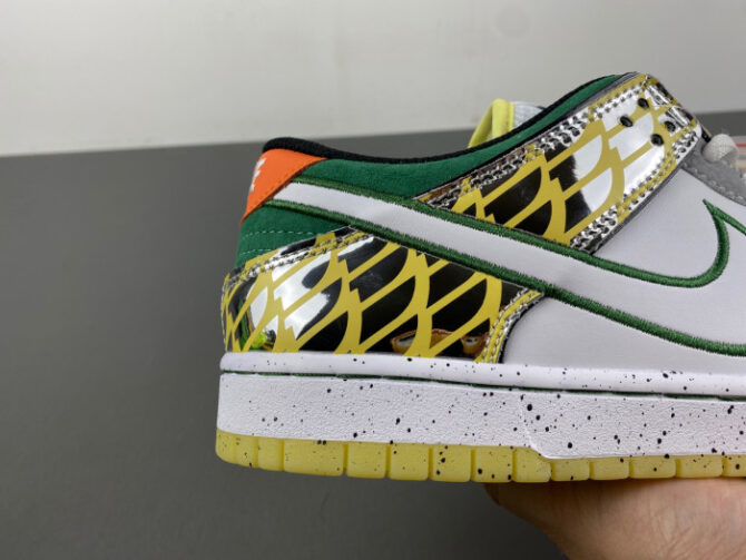 Nike Dunk Low What the Duck Away University of Oregon PE HV1454-100 - Image 5