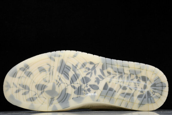 Jordan 1 Retro Low OG Chris Paul FZ0455-200 - Image 5