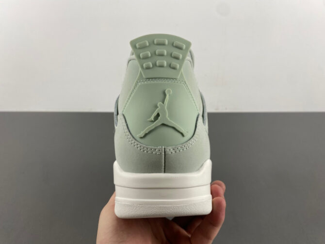 Jordan 4 Retro Seafoam Sail HV0823-003 - Image 2