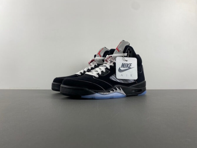 Jordan 5 Retro OG Black Metallic Reimagined HF3975-001