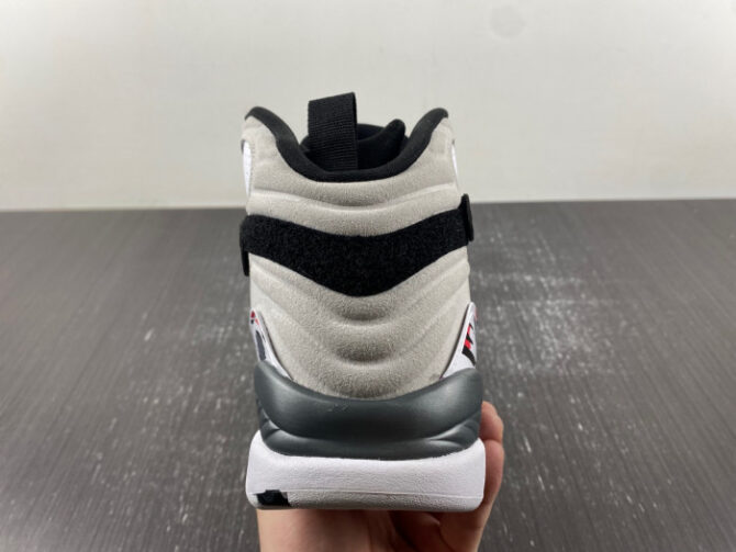 Jordan 8 Retro Bugs Bunny CDP 305381-103 - Image 4