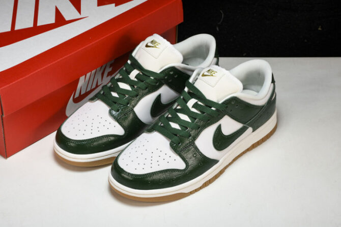 Nike Dunk Low Gorge Green FJ2260-002 - Image 3