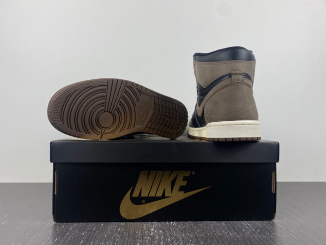 Jordan 1 Retro High OG Palomino DZ5485-020 - Image 4