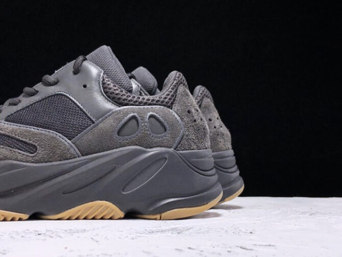 Adidas Yeezy Boost 700 Utility Black FV5304 - Image 6