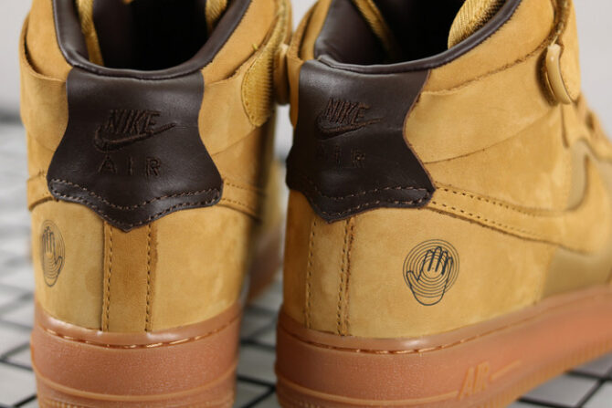 AIR FORCE 1 HIGH BOBBITO MAC N CHEESE 318431-771 - Image 2