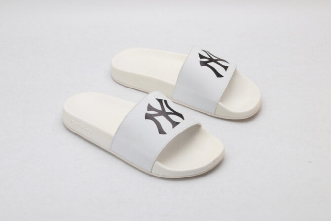 GUCC SANDALS - Image 6