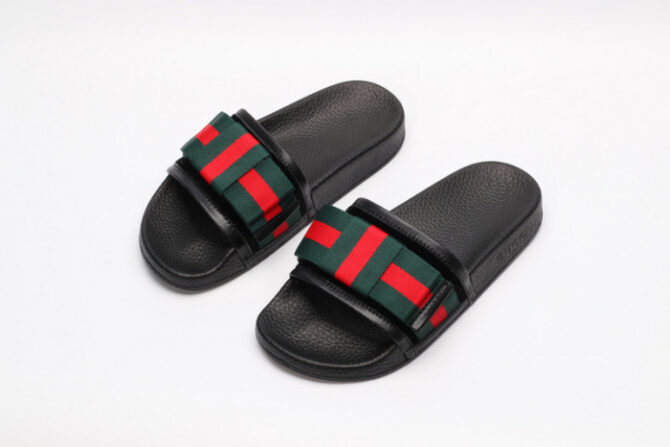 GUCC SANDALS