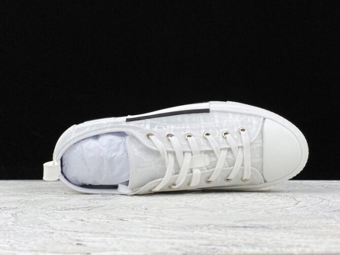 DIOR B23 Oblique Sneaker - Image 2