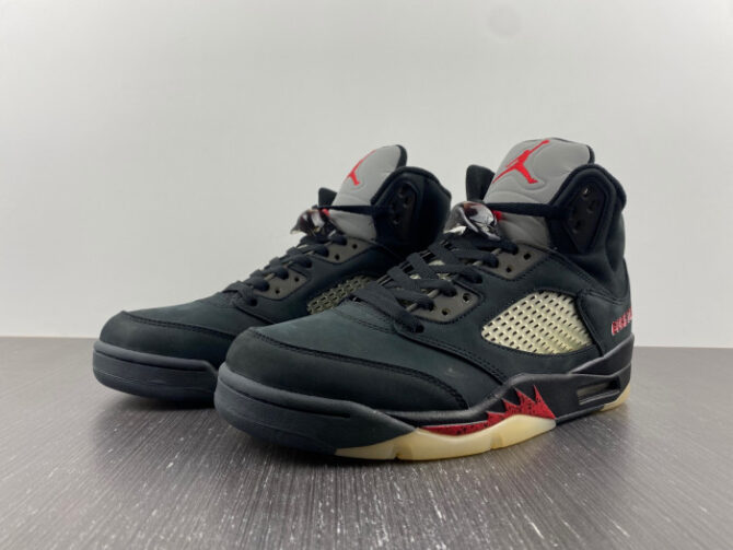 Jordan 5 Retro Gore-Tex Off-Noir DR0092-001