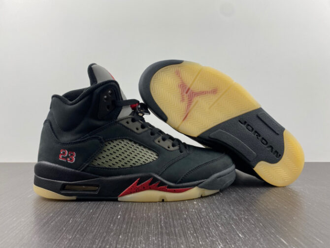 Jordan 5 Retro Gore-Tex Off-Noir DR0092-001 - Image 4