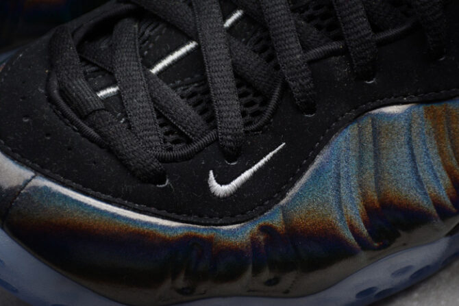 Air Foamposite One Hologram 314996-900 - Image 2