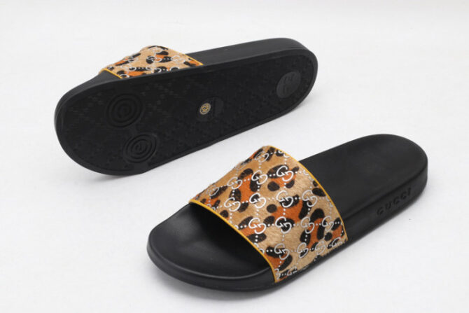 GUCC SANDALS - Image 3