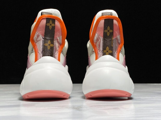 LV ARCHLIGHT SNEAKER - Image 7