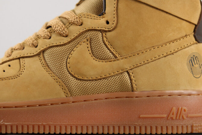 AIR FORCE 1 HIGH BOBBITO MAC N CHEESE 318431-771 - Image 4