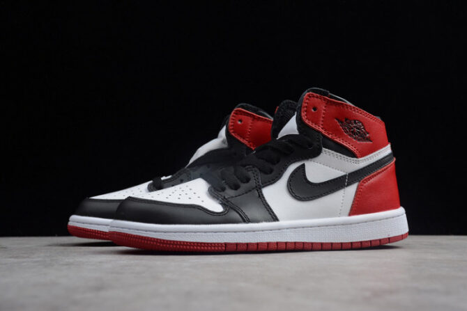 Kids Air Jordan 1 Retro Black Toe (2016) 555088-125 - Image 3