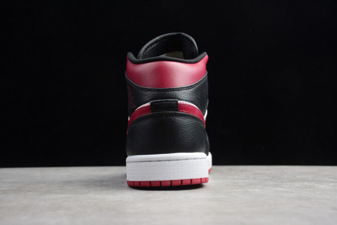 Air Jordan 1 Mid Bred Toe 554724-066 - Image 6