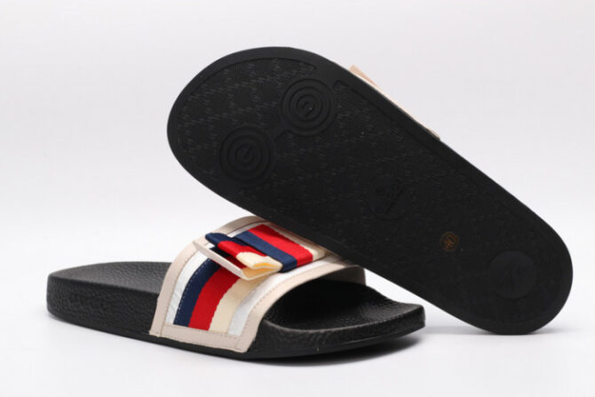 GUCC SANDALS - Image 4