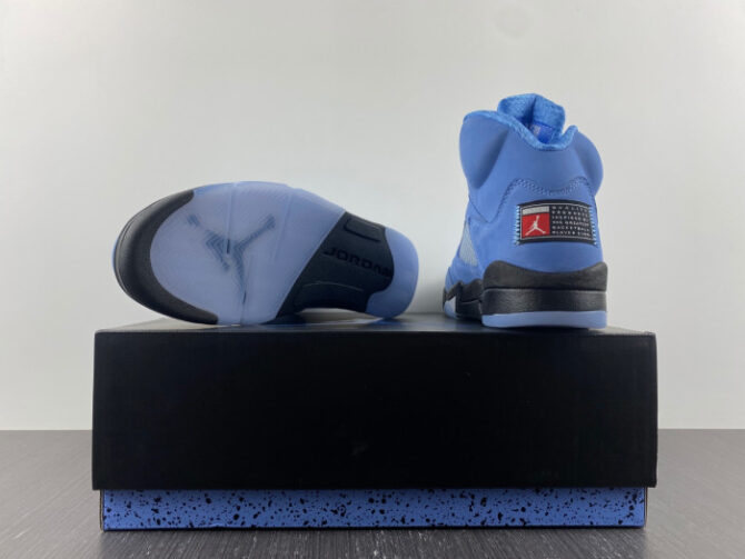 Air Jordan 5 RETRO “UNC” DV1310-401 - Image 6