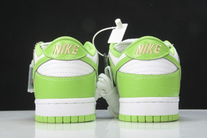 Nike SB Dunk Low Supreme Stars Mean Green DH3228-101 - Image 4