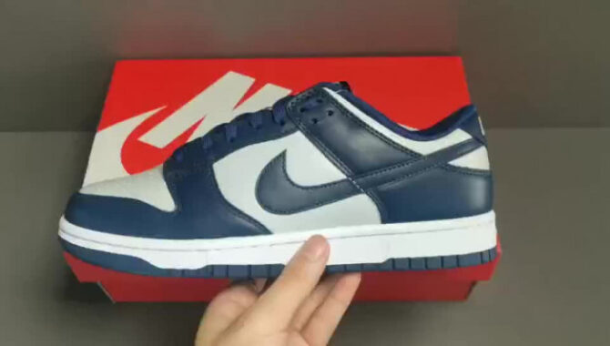 Nike Dunk Low Georgetown CW1590-004 - Image 3