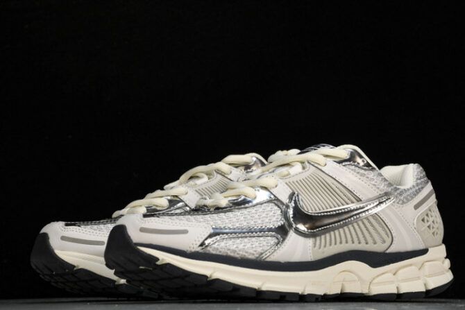 Nike Zoom Vomero 5 Photon Dust Metallic Silver - Image 9