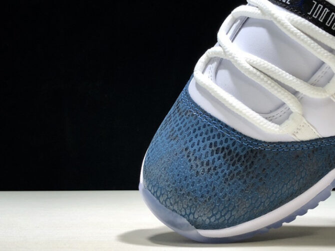 Air Jordan 11 Low 'Blue Snakeskin' CD6846-102 - Image 5